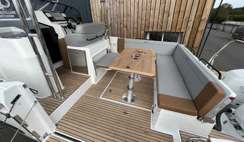 BENETEAU – FLYER 9 SUNDECK complet