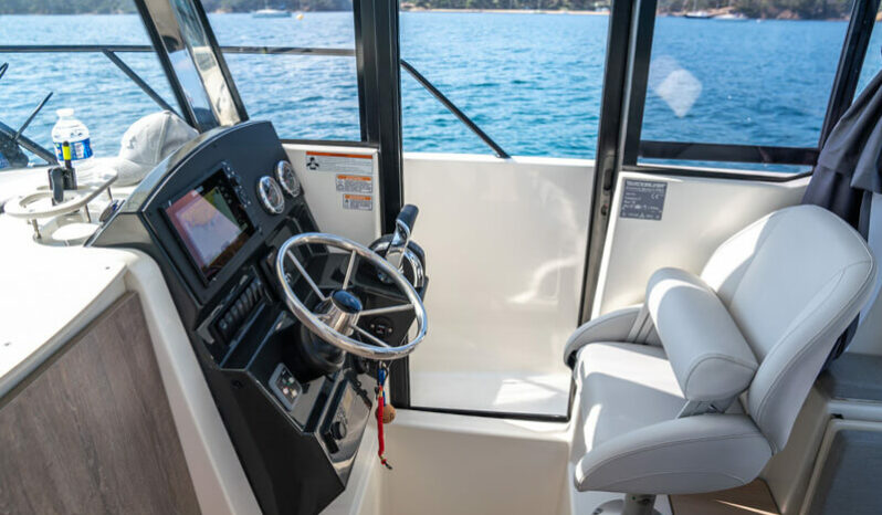 QUICKSILVER – 705 Pilothouse complet