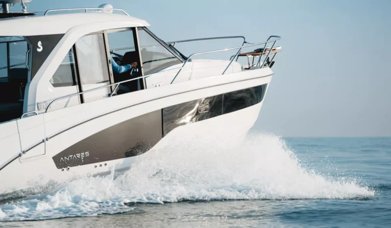 BENETEAU – NEW ANTARES 9 complet