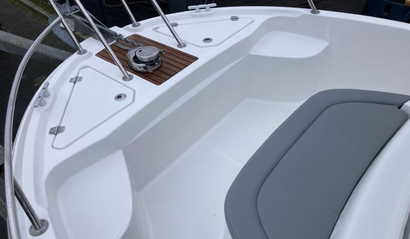 BENETEAU – BARRACUDA 7 complet