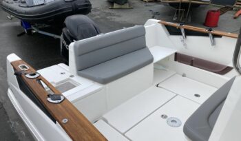 BENETEAU – BARRACUDA 7 complet