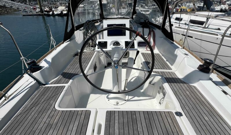BENETEAU – OCEANIS 31 complet