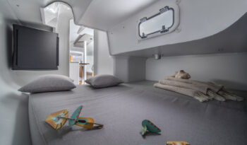 BENETEAU – FIRST 30 complet