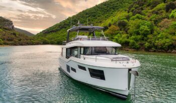 BENETEAU – GRAND TRAWLER 63 complet