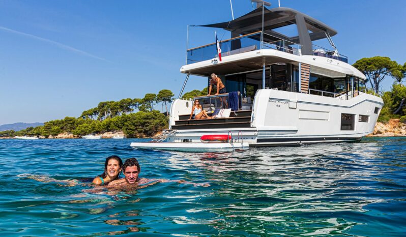 BENETEAU – GRAND TRAWLER 63 complet