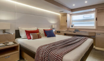 BENETEAU – GRAND TRAWLER 63 complet
