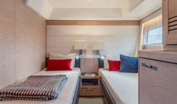BENETEAU – GRAND TRAWLER 63 complet
