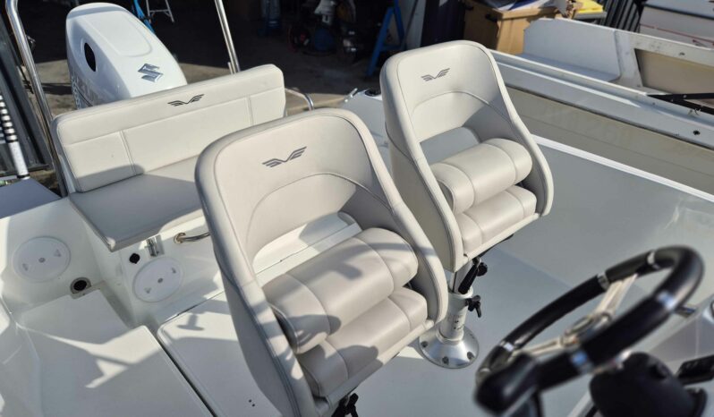 BENETEAU – FLYER 6 SPACEDECK complet