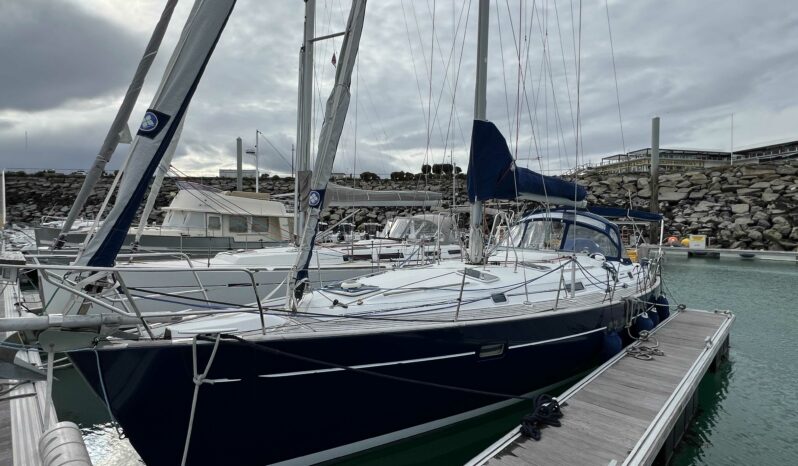 BENETEAU – OCEANIS 411 complet