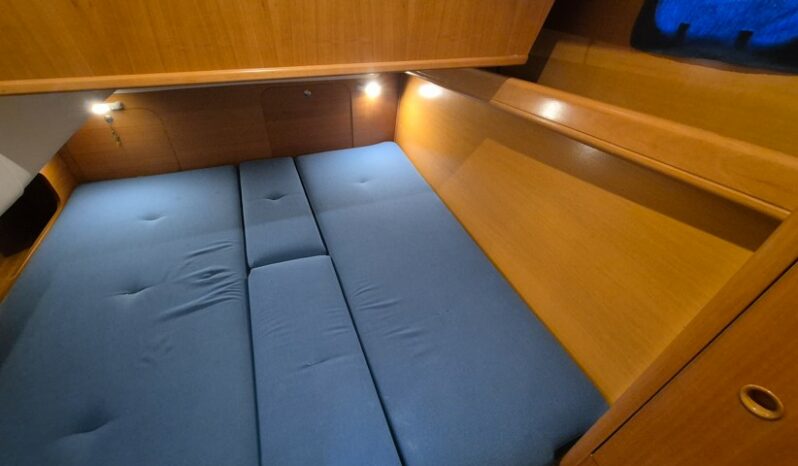 BENETEAU – ANTARES 10.80 complet