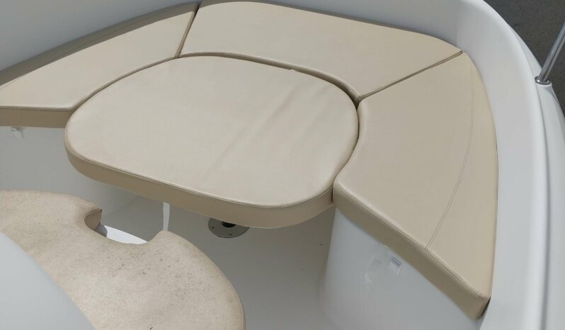 BENETEAU – FLYER 650 OPEN complet