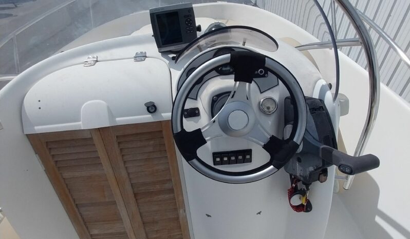 BENETEAU – FLYER 650 OPEN complet