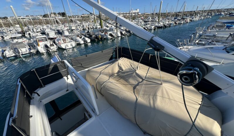 BENETEAU – SWIFT TRAWLER 34 complet