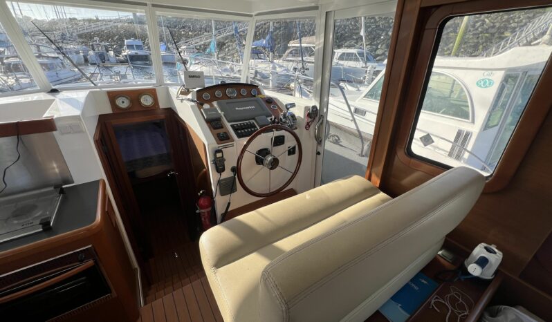 BENETEAU – SWIFT TRAWLER 34 complet