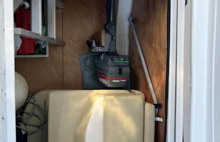 beneteau – swift trawler 34 complet